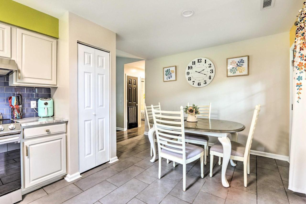 Peaceful Beaufort Home With Front Porch And Grill Luaran gambar