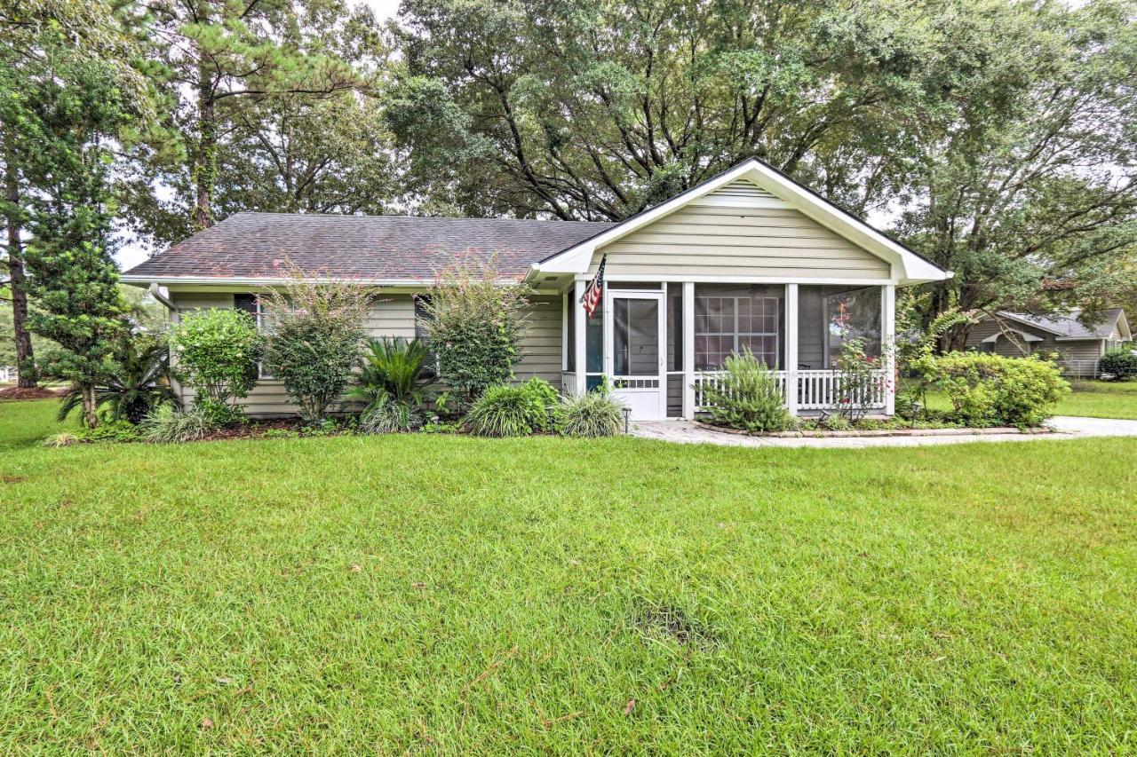 Peaceful Beaufort Home With Front Porch And Grill Luaran gambar