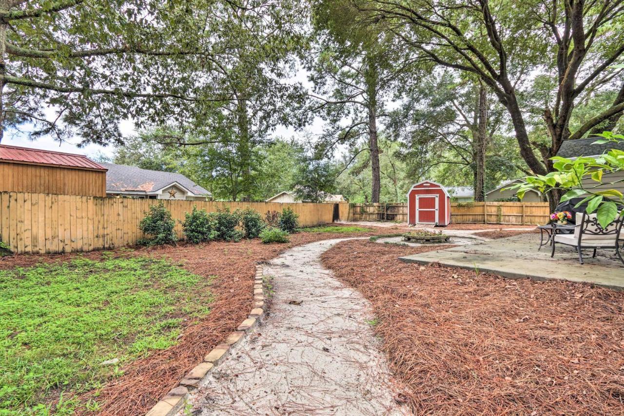 Peaceful Beaufort Home With Front Porch And Grill Luaran gambar